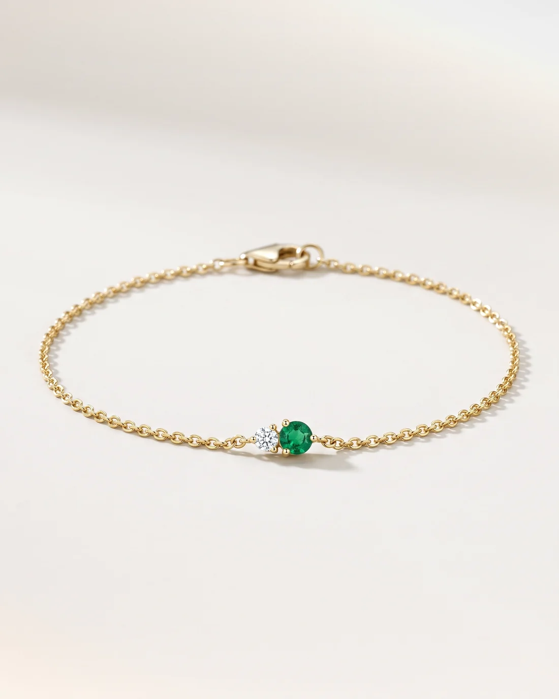 ORTIGAS Emerald Chain bracelet, front view